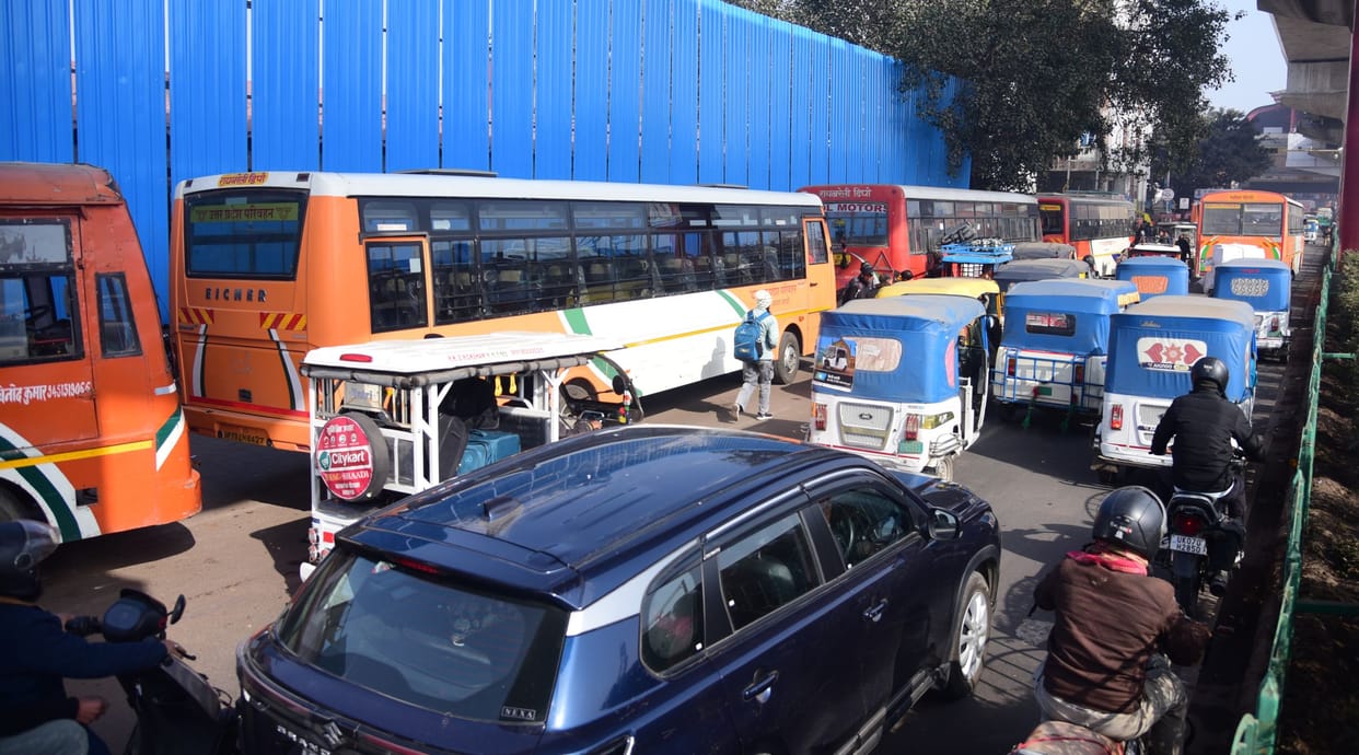 350 Charbagh buses will be shifted to Alambagh from 15th.