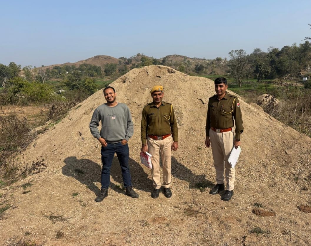 गीगला थाना पुलिस की ओर से जब्त बजरी