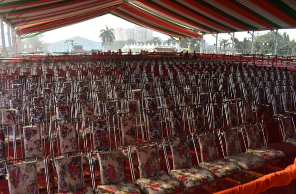 The stage is being prepared for the Gorakhpur Festival.
