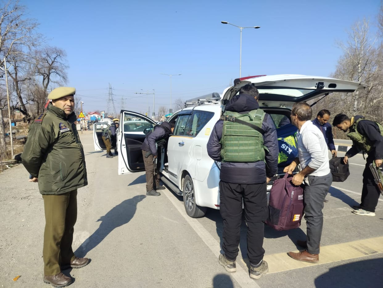 Srinagar, Kulgam, Security Tight, Before Republic day