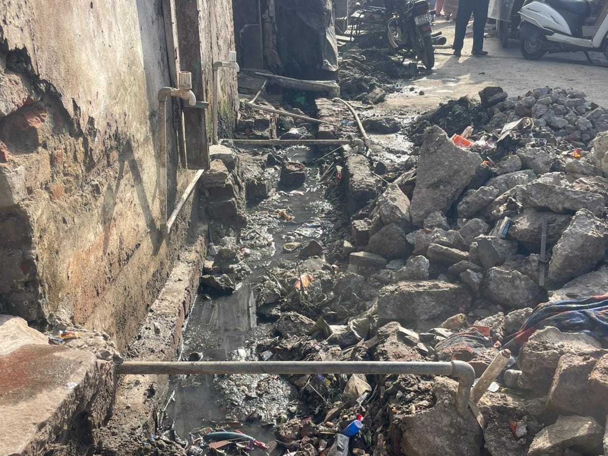 Dirty water from sewer lines is reaching the colonies due to leakage at various places.