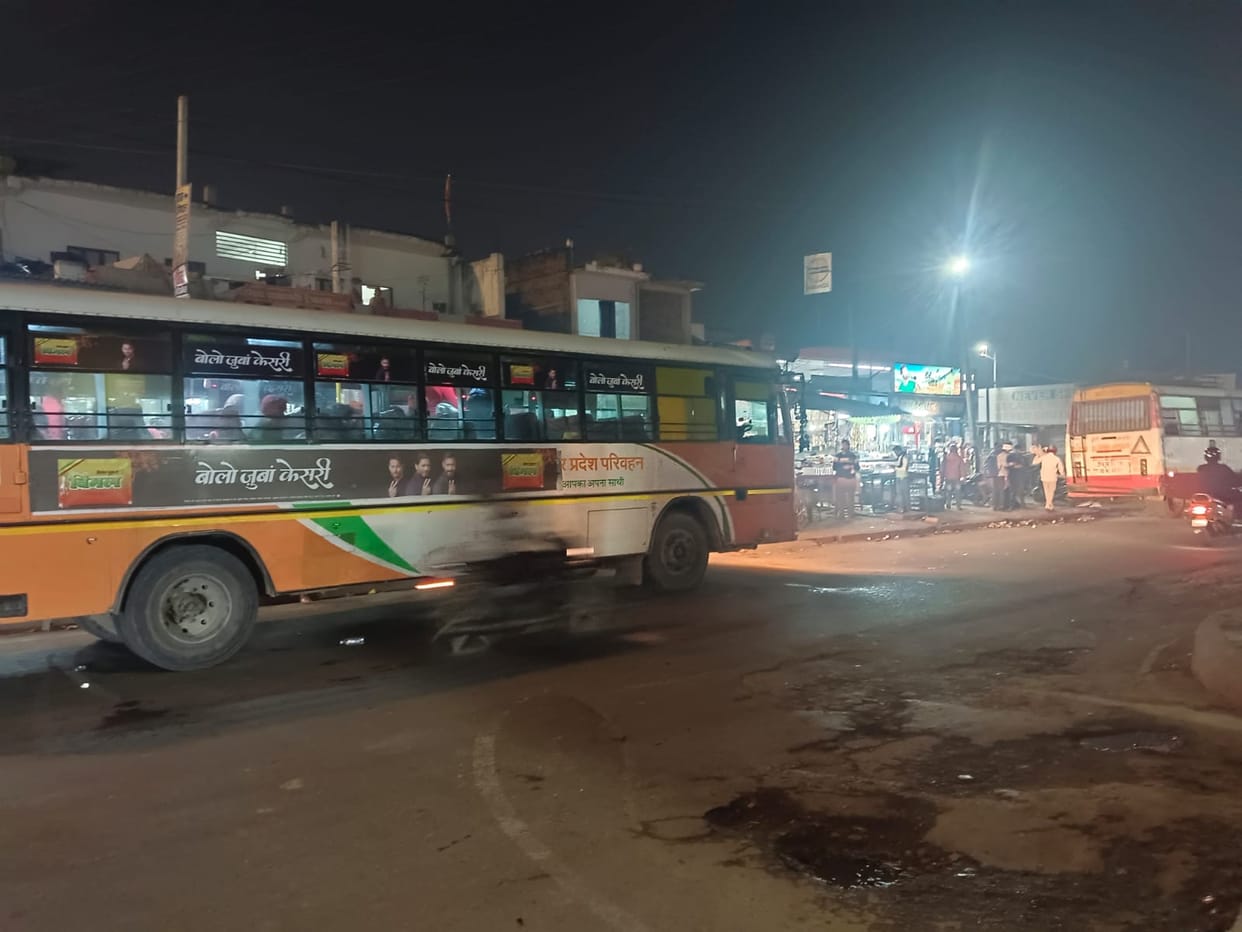 There is no place to stop, the buses may have to turn back.