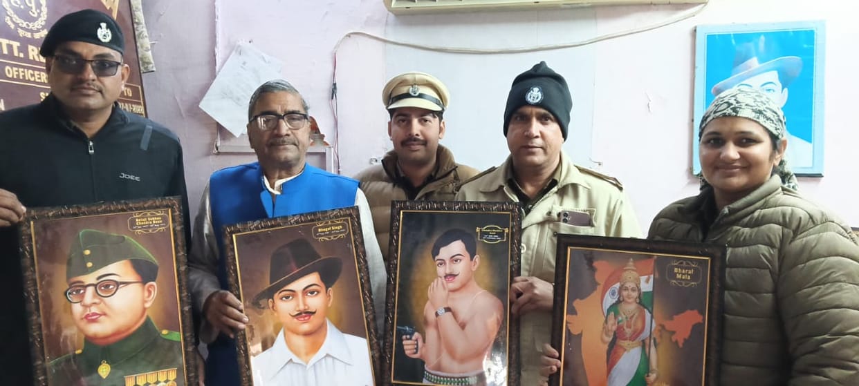 Characters of great men are a source of inspiration for youth: Dinesh Kapoor
