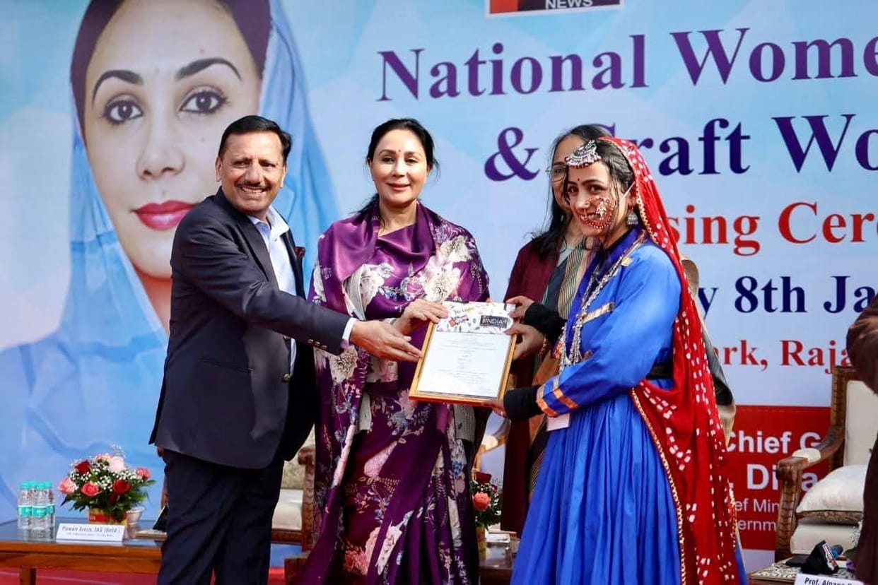 The brilliance of Chamba handkerchiefs and paintings is seen in Jaipur.