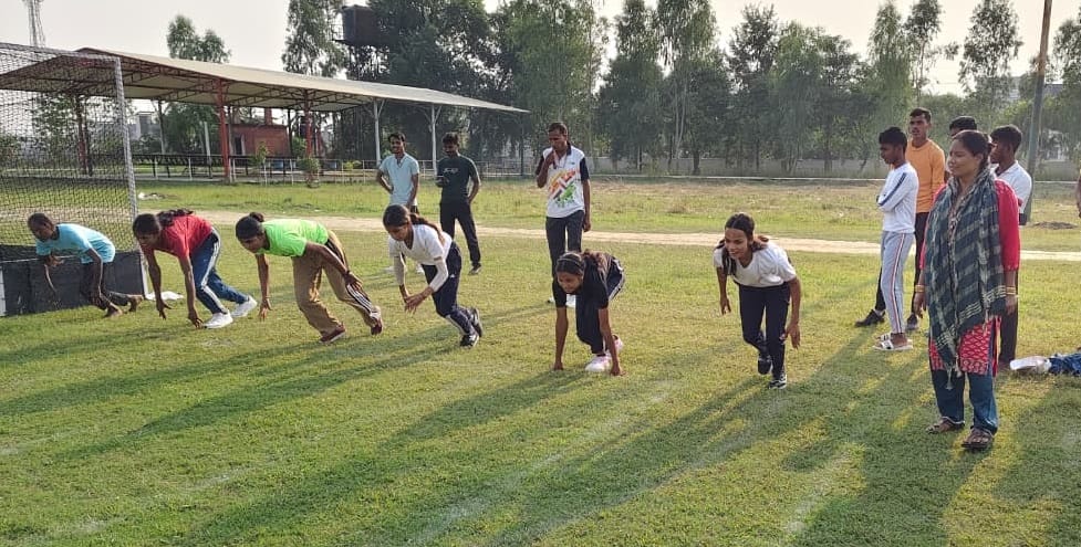 Representatives of 40 schools failed to collect the pre-board reserve question papers.