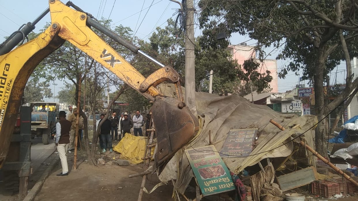 Municipal Corporation removes rails