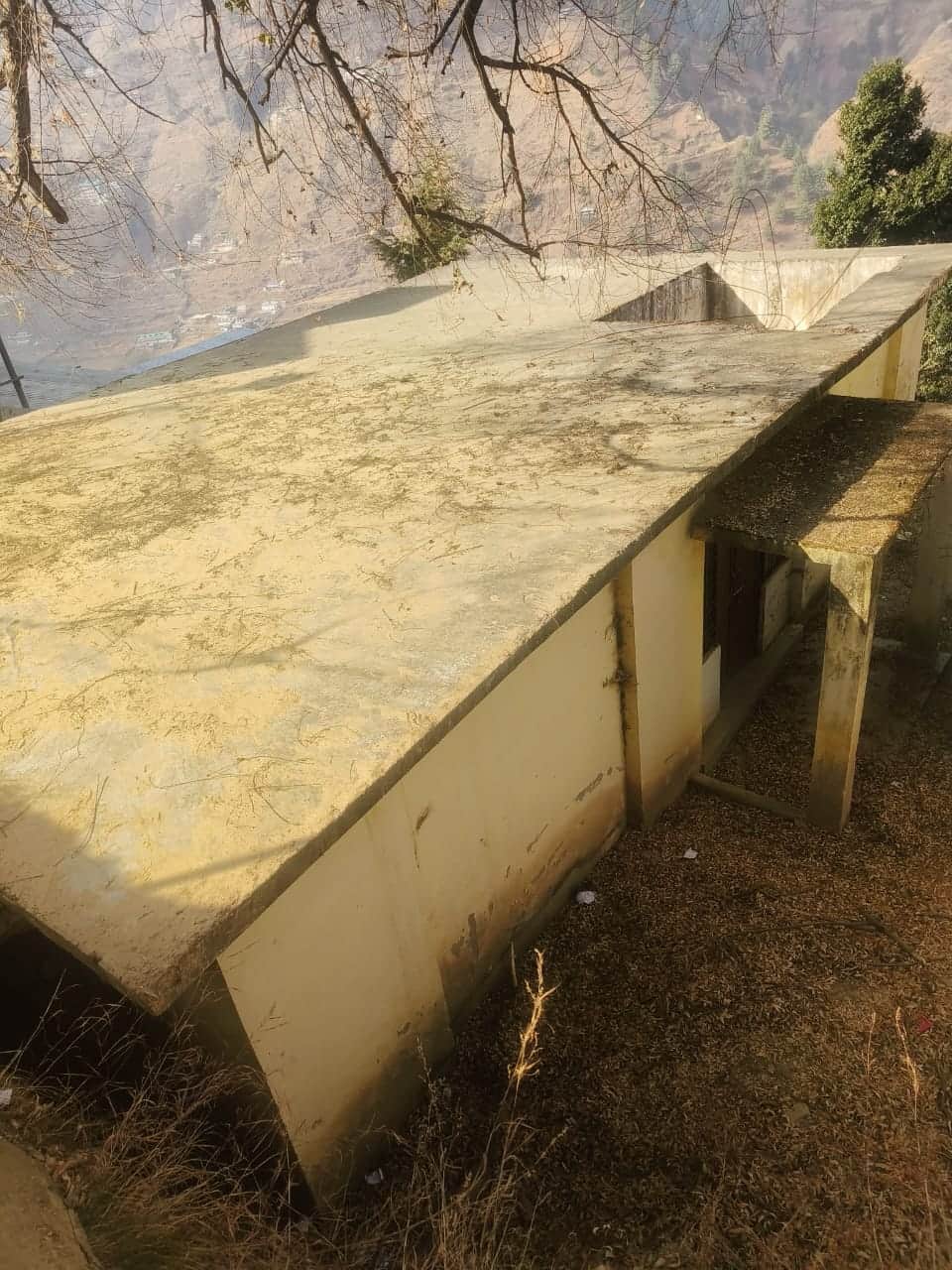 टोडसा स्कूल का नया भवन। संवाद