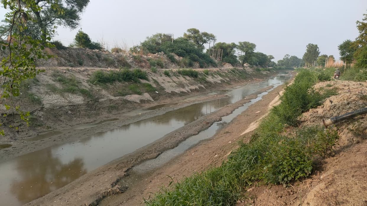 Due to the decrease in the water level of the Yamuna, the district is likely to receive a lower amount of water this time; snowfall in the mountains is adding water to the rivers, with a requirement of 900 cusecs.