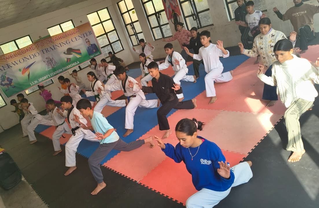 84 players are learning boxing and taekwondo techniques.