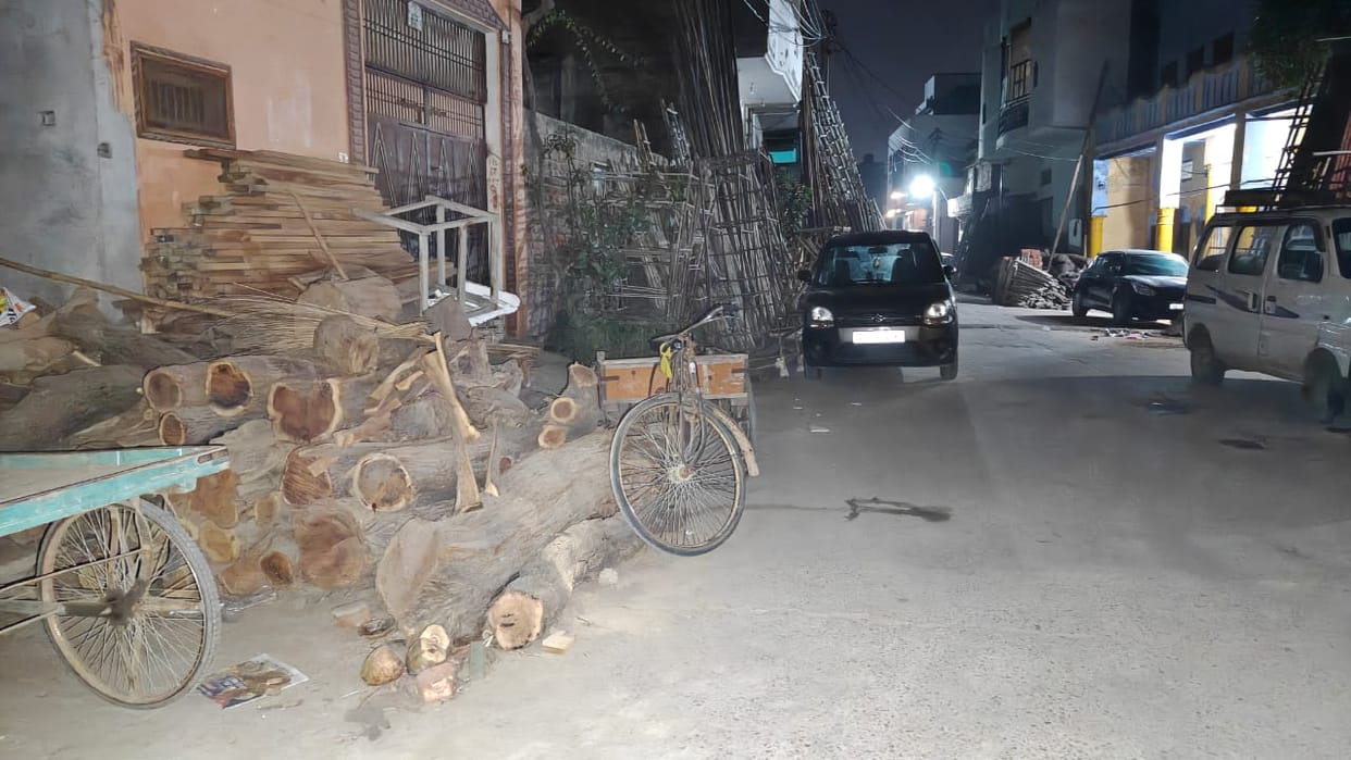 Notices sent to six shopkeepers for encroachment.