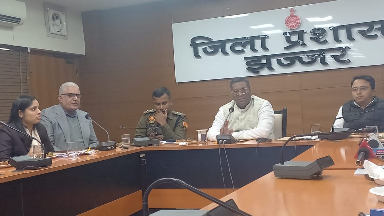 Plans are underway to build an old age home and a women's hostel in Bahadurgarh: DC