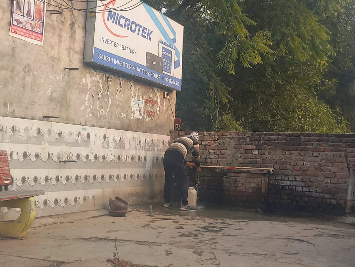 The city's water supply is based on canal water, and the groundwater is not even potable.