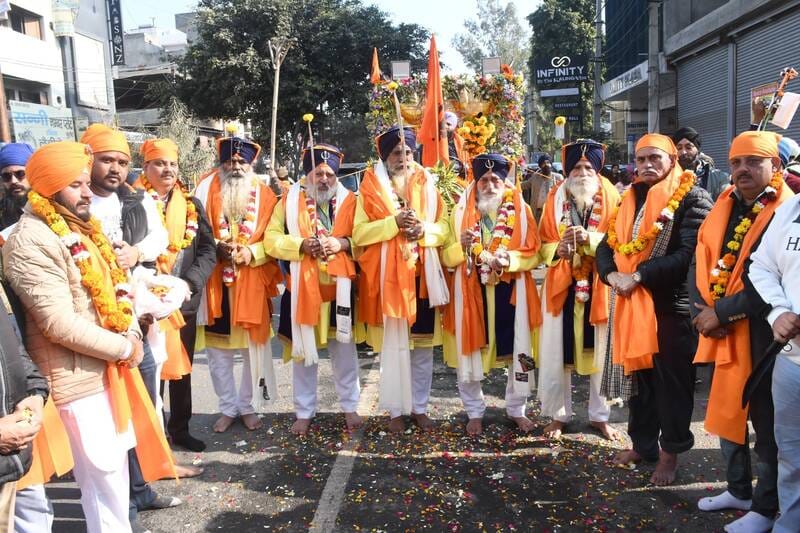 The grand Nagar Kirtan emerged from the performances of the Gatka party.