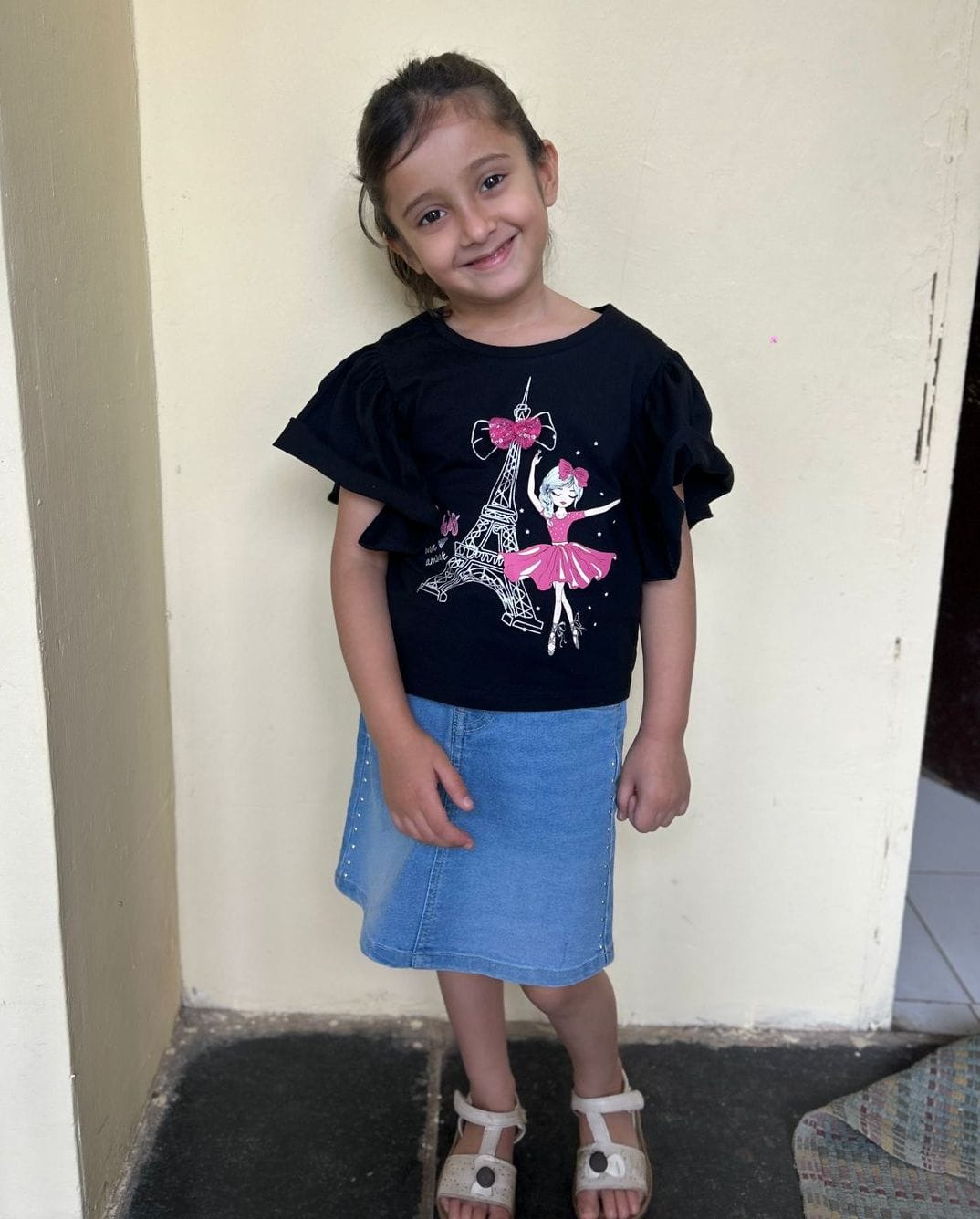 Aani's little daughter Manya Bajaj makes her TV debut