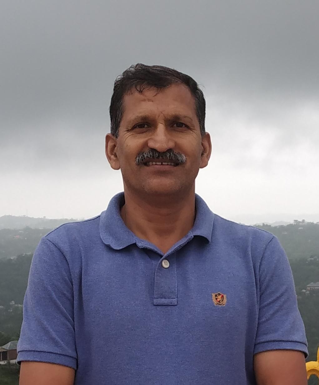 Mahendra Singh did the politics of regionalism: Dr. Azad