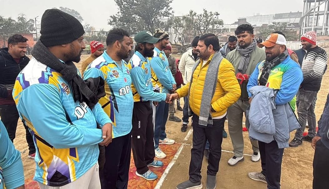 Siddharthnagar News: Dumariaganj defeated Baidolagarh by 14 runs