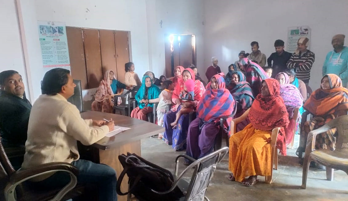 28 complaints related to pensions and housing were resolved at village meetings.