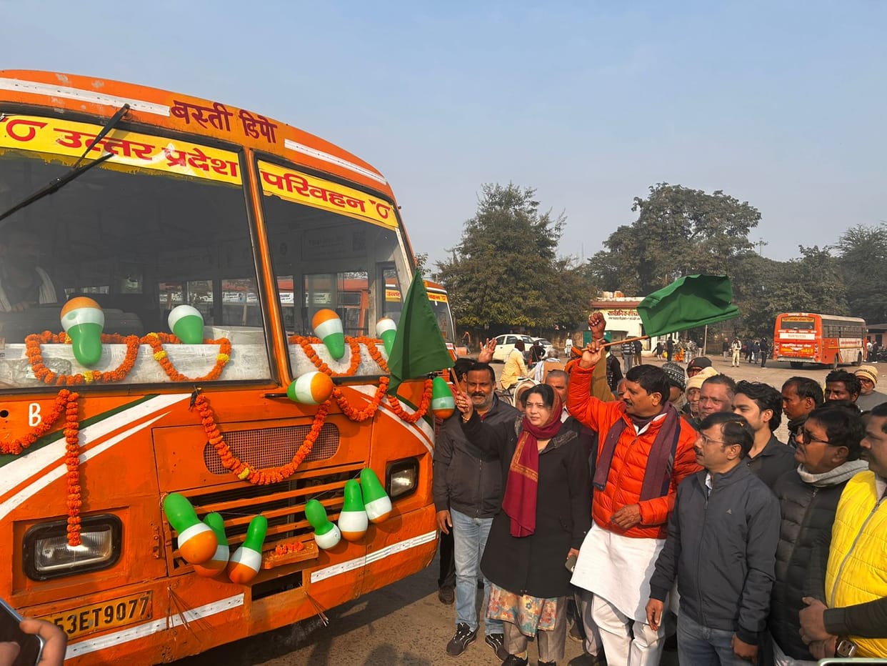 Bus service launched on the Mehdawal-Basti route by the transport corporation.