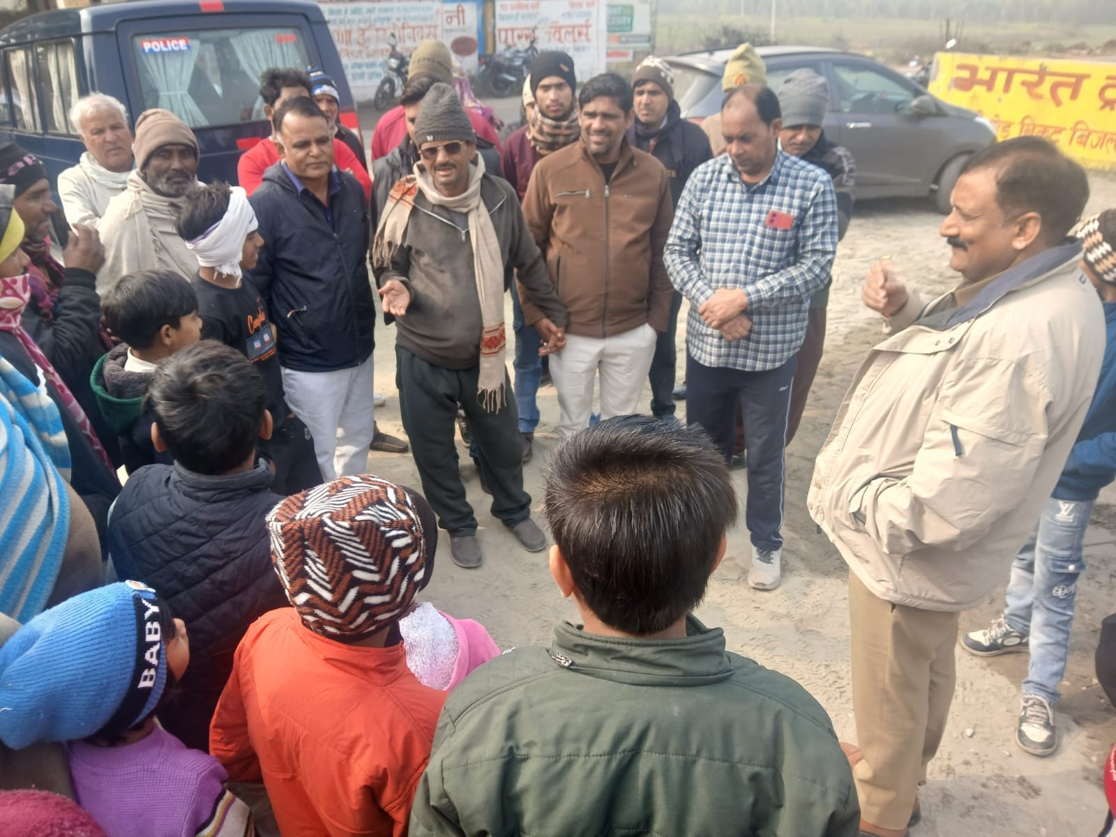 The villagers will not remove the broken idols until the incident is revealed.