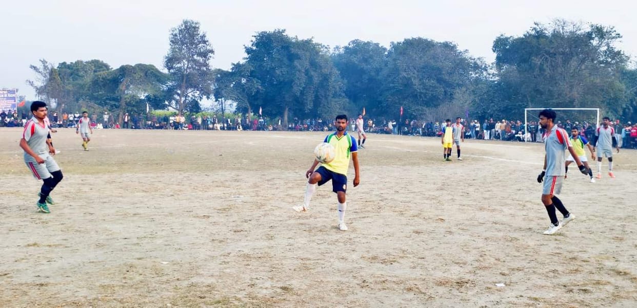 In the football match, Chhapra defeated Chandauli Eleven by a score of 2-1