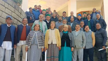 Discussion on the problems of State Electricity Board pensioners in Kotgarh