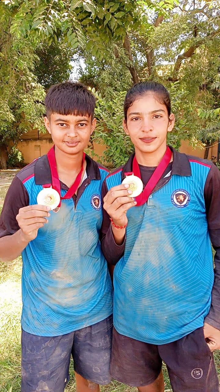 Divya and Manesh have been selected for the Haryana senior national Kho-Kho team.