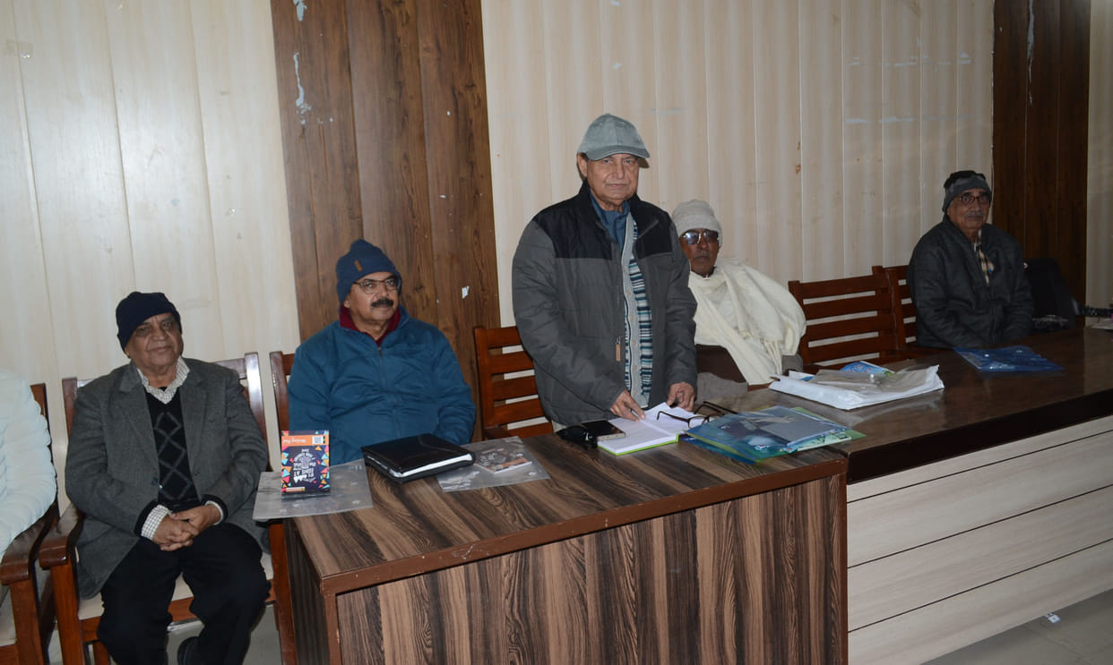 Discussion on crops with farmers