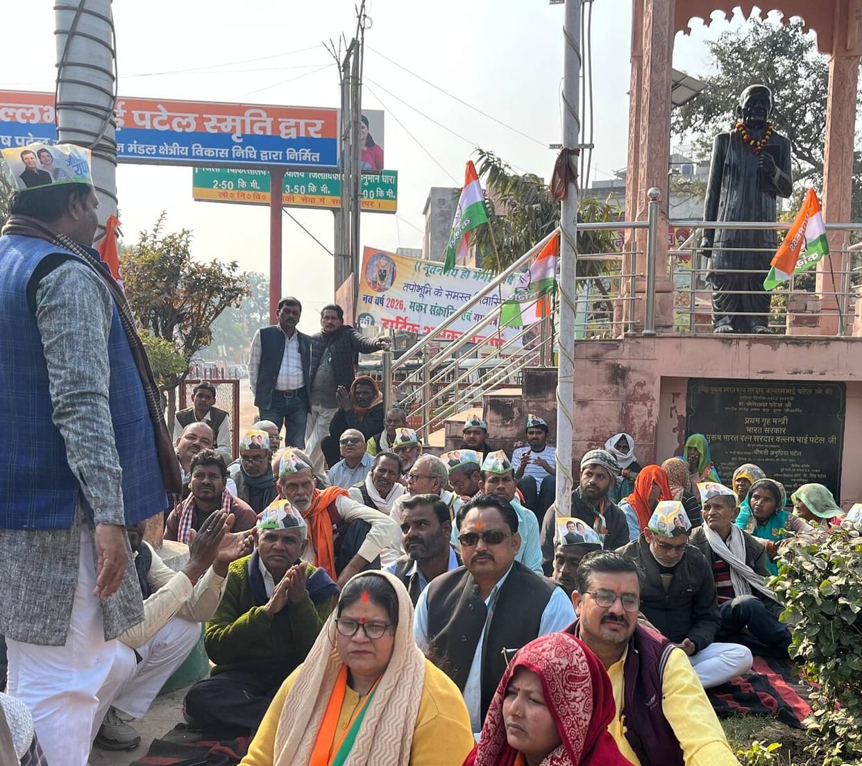 Congress protests against changes in MNREGA scheme