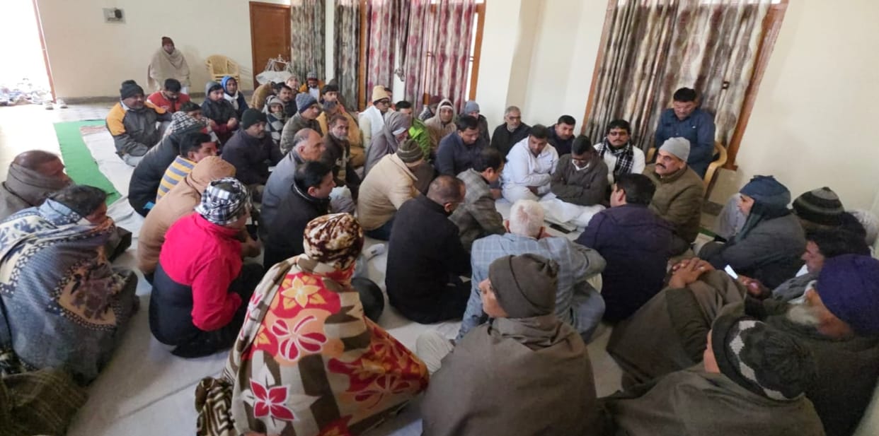 A 21-member committee was formed in support of the jeweler