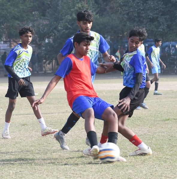 Midwinter and LDA next in football competition
