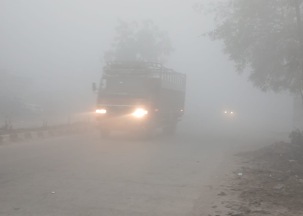 Fog in the morning, sunshine during the day, and melting in the evening again troubled us