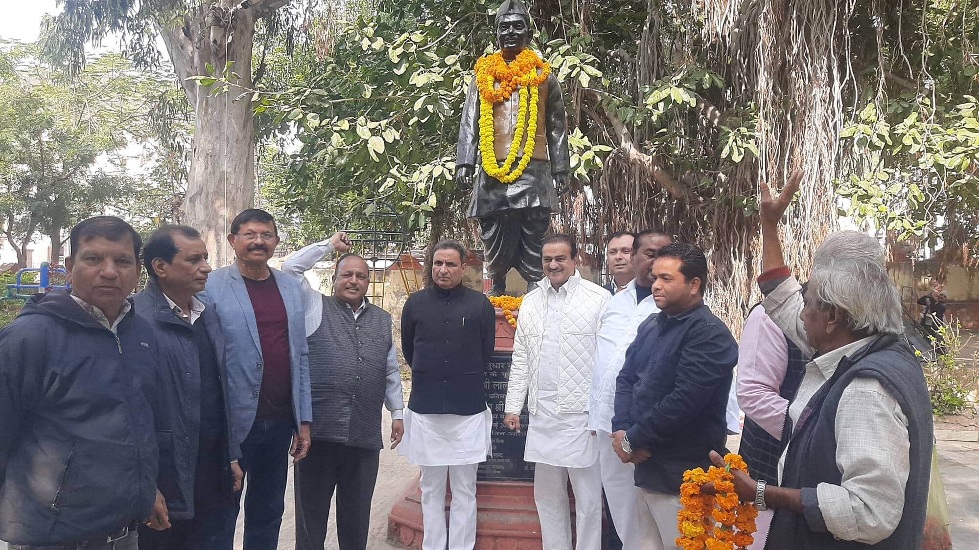 लाल बहादुर शास्त्री की पुण्यतिथि पर कांग्रेस ने दी श्रद्धांजलि