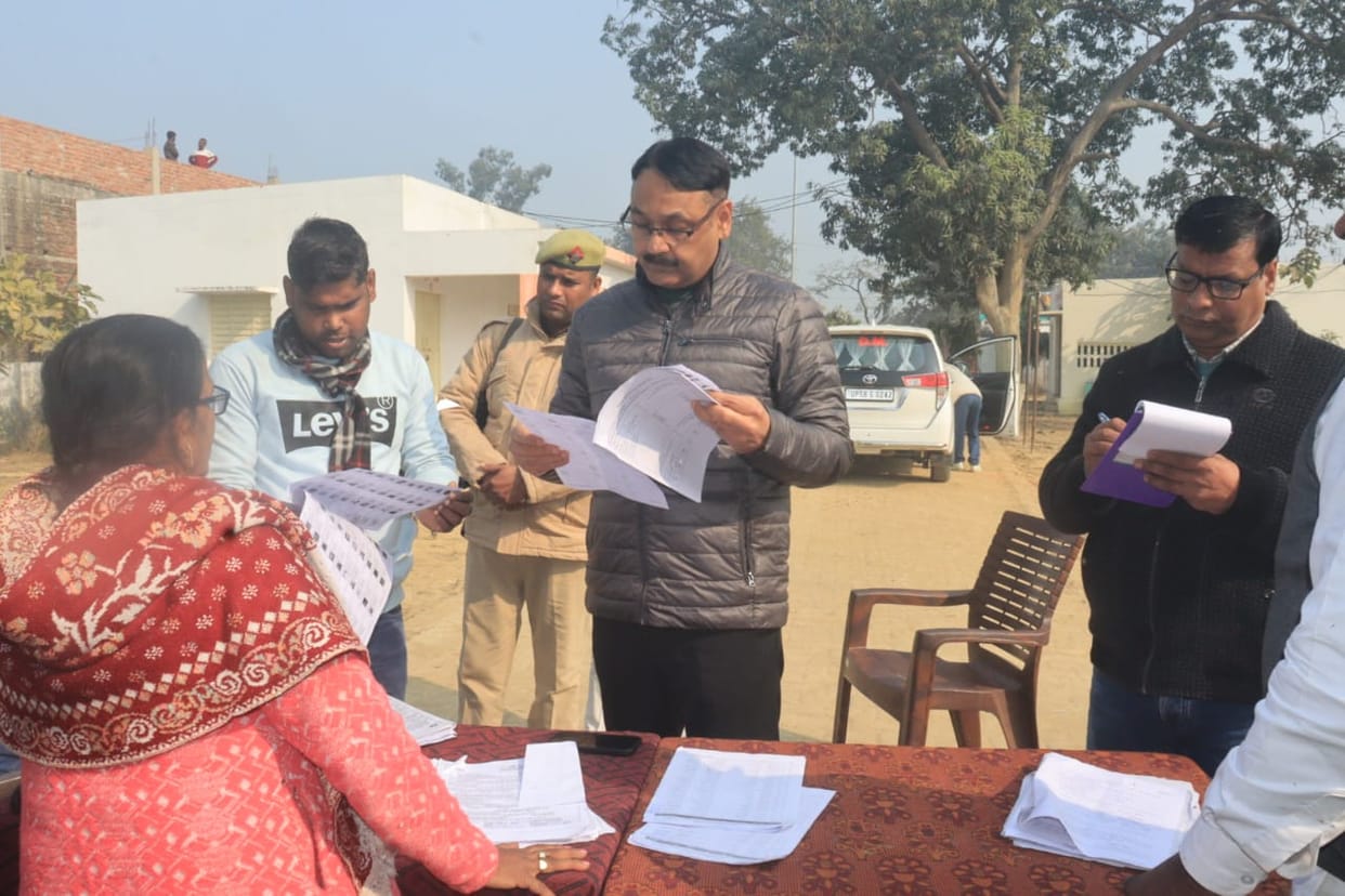 UP: Samajwadi Party and the commission clash over voter lists; the party says, "If you lie, you'll be bitten b