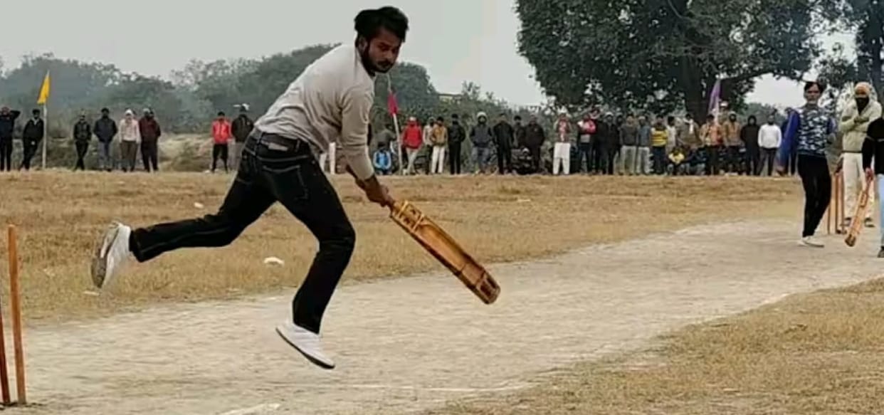 Thanks to Nitish's unbeaten innings, Gagargarh won the inaugural match.