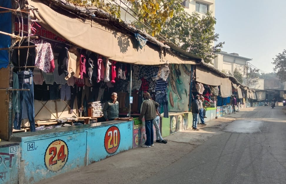 Shadow crisis on old Tibetan market