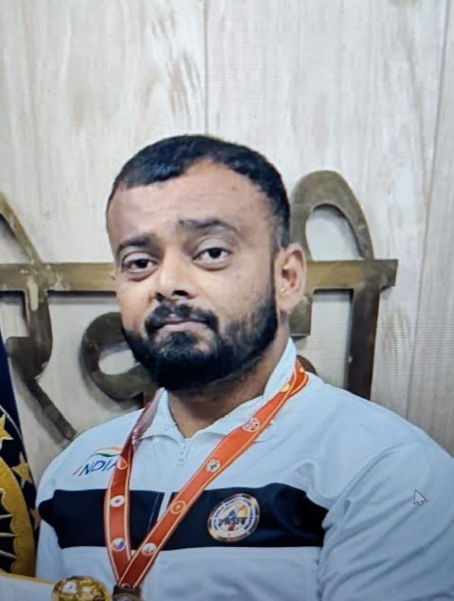 Sanjay lost an arm in an accident five years ago, but today he has become a champion.