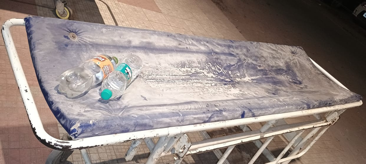 Locked toilets, dirty stretchers, broken wheelchairs in the emergency ward of the Civil Hospital