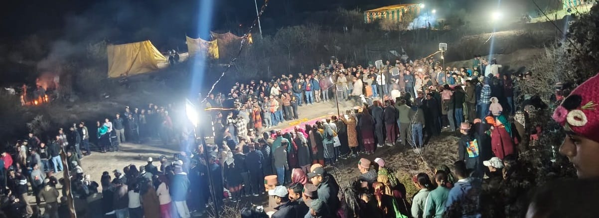 The Shikha Poojan ceremony of the temple of Lord Vishnu Narayan in Bhoonda was completed
