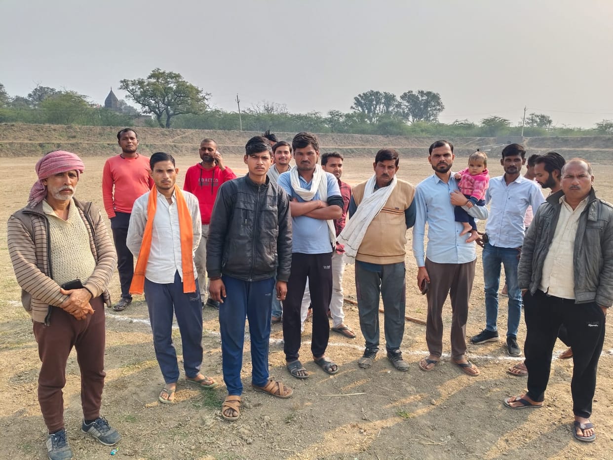 The administration stopped the cricket tournament going on at Bhura Talab.
