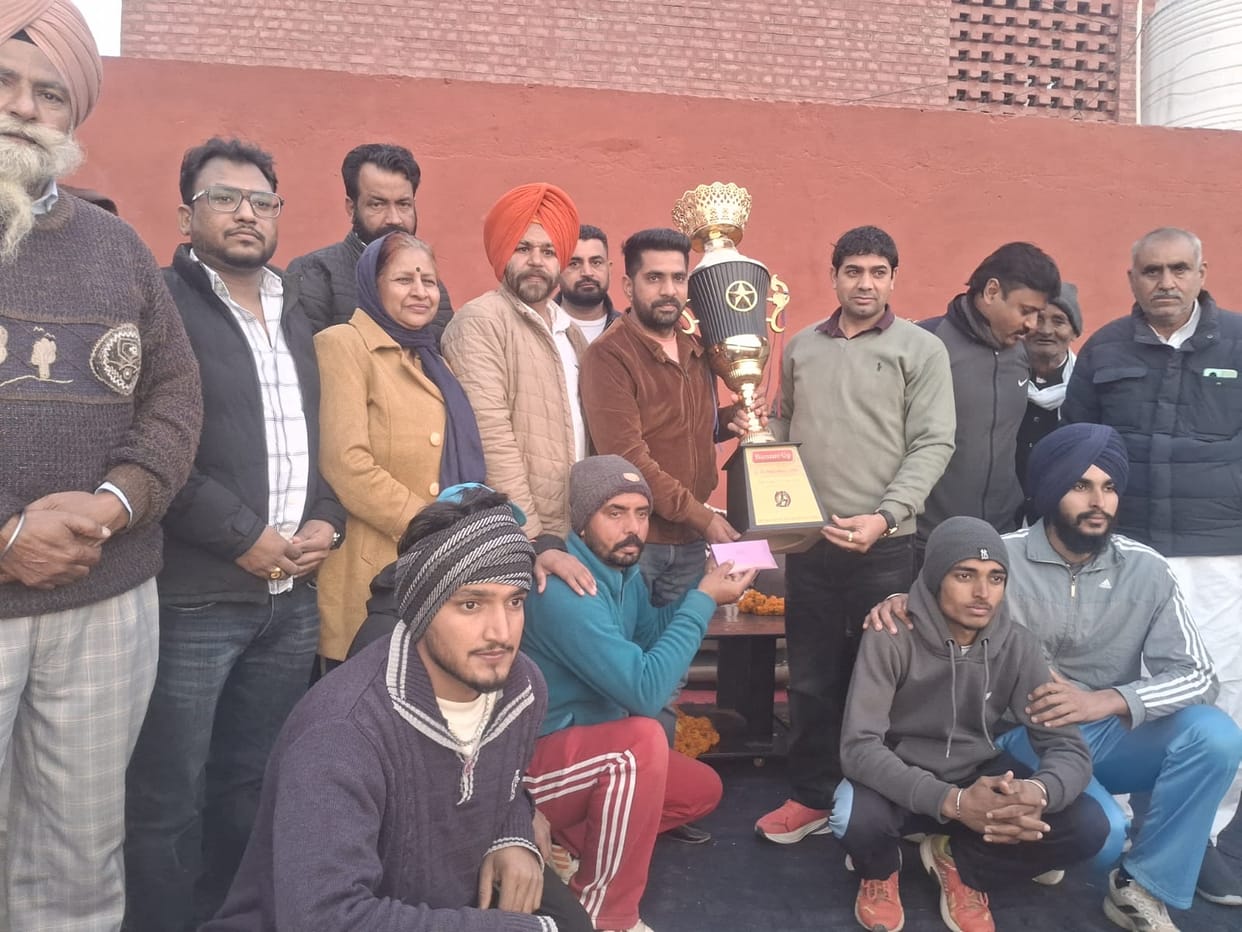 Chuli Bagdiyan's team won the thrilling cricket match by one run