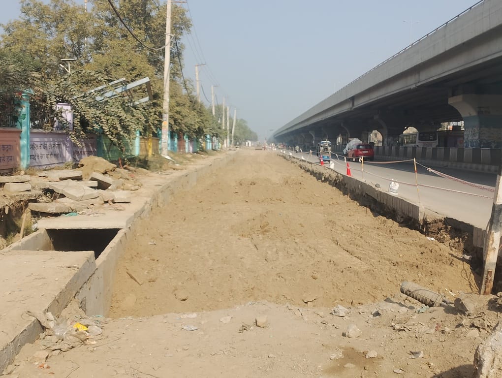 Construction work is underway on the GT Road service line, causing inconvenience to commuters.