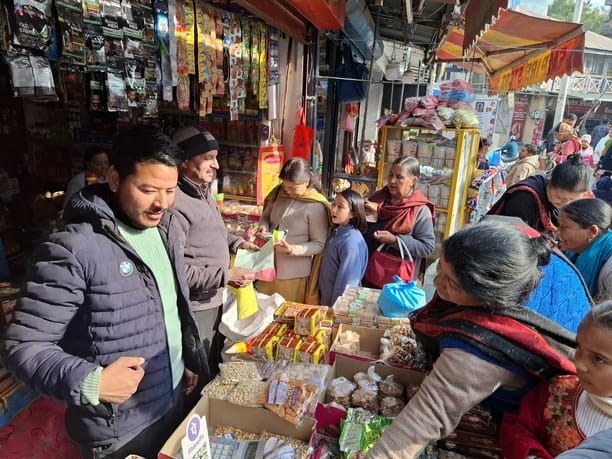 The aroma of peanuts and gajak fills the markets of Kullu