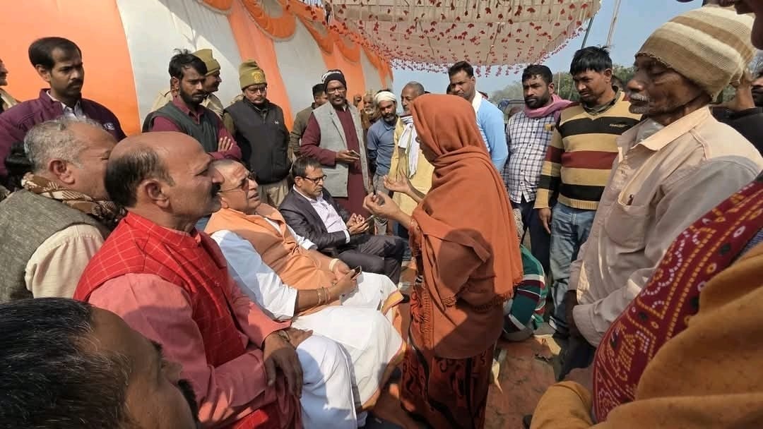 The farmers' protest ended after 30 hours on the assurance of compensation within three days.