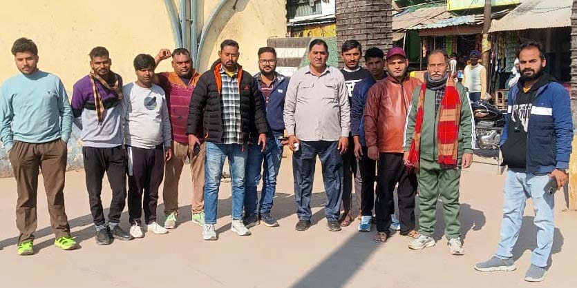 Udhampur Express stopped operating for six months, passengers stage protest