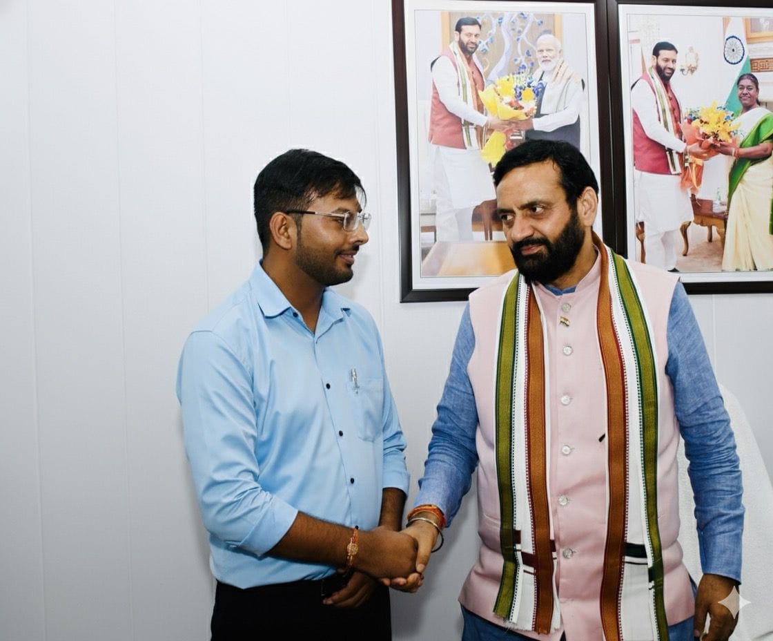 Mohit Yadav has developed accident-proof car software and is doing excellent work in the field of artificial intelligence.