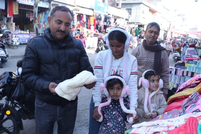 Ear muffs are attracting children in winter