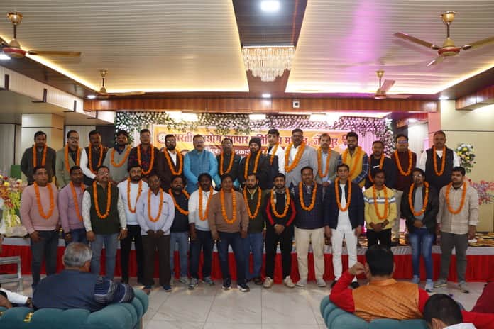 भारतीय उद्योग व्यापार प्रतिनिधि मंडल के नव निर्वाचित पदाधिकारी। संगठन