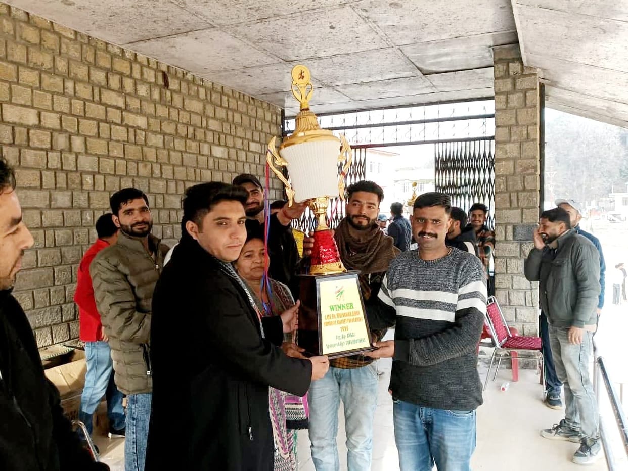 Banikhet team won the cricket title