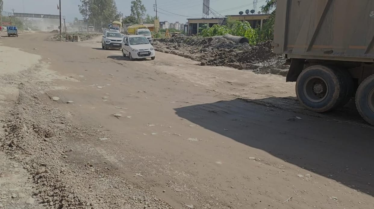Tenders for the Pinjore-Nalagarh road remain unopened even after five months.