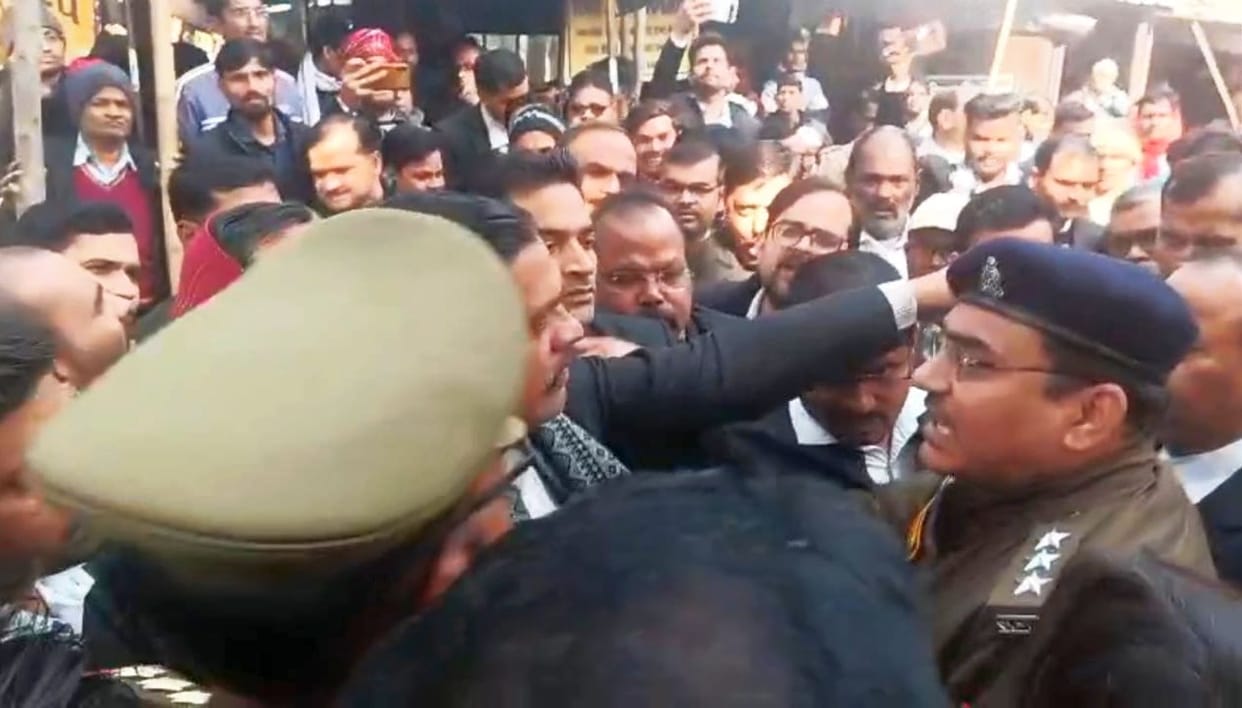 Ranjana Hotel owner arrested after lawyers' heated argument